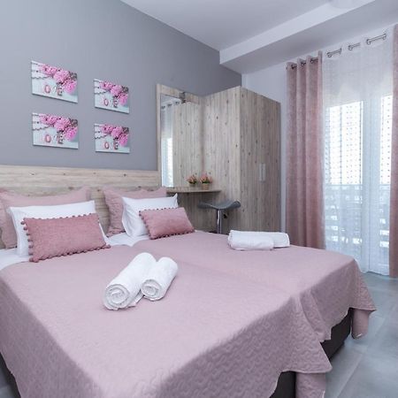 Golden Seaside 1 Apartment Неа Рода Екстериор снимка
