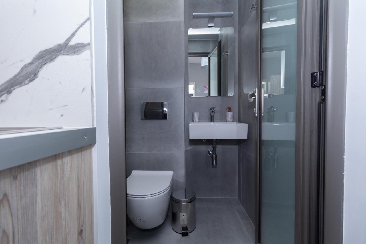 Golden Seaside 1 Apartment Неа Рода Екстериор снимка