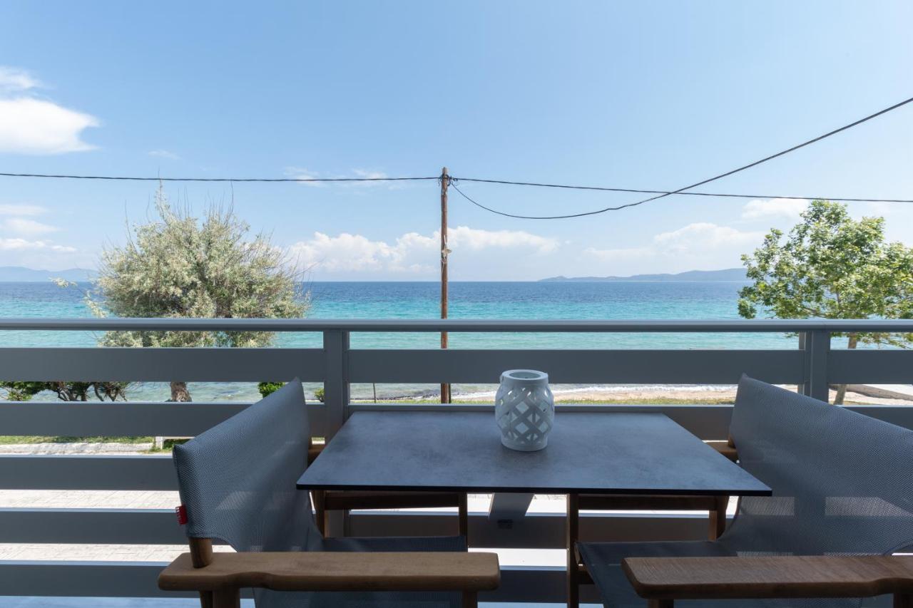 Golden Seaside 1 Apartment Неа Рода Екстериор снимка